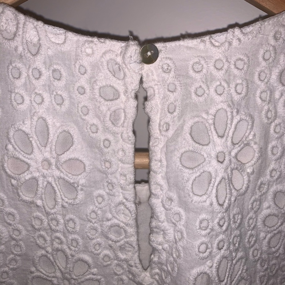 white top - Picture 4 of 6